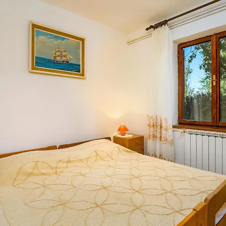 2 Bedroom Beautiful In Kapelica アパート *