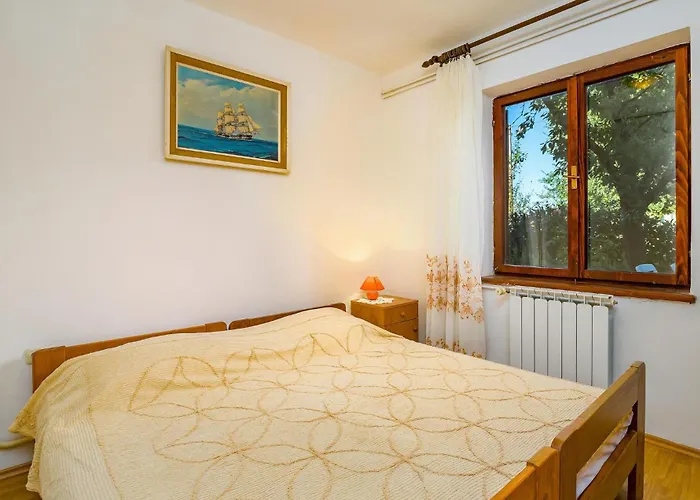 5 Person Labin Kapelica Apartman *
