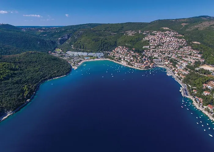 5 Person Labin Kapelica Apartman *